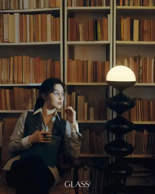 范冰冰glass八月刊封面