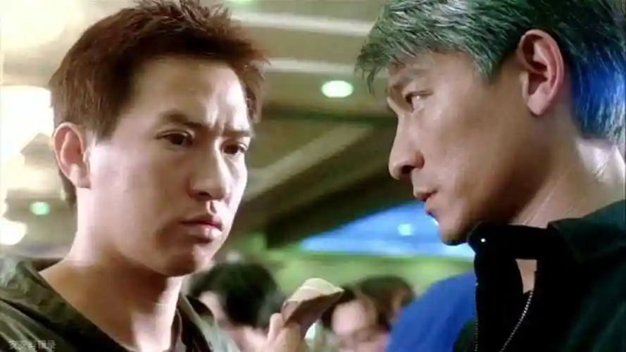 赌侠1999喝喜酒拿报纸封红包巧碰赌局刘德华扮猪吃老虎上