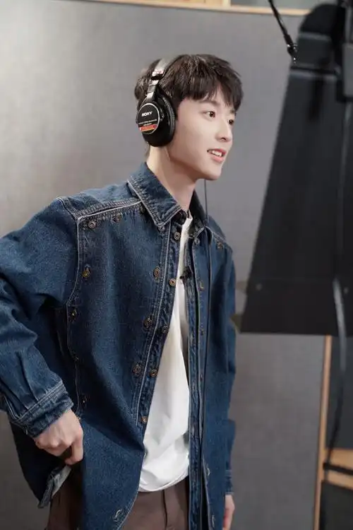 吴宇恒快乐的大人