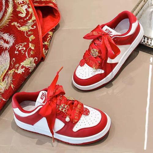 红色aj婚鞋女真皮厚底结婚新娘休闲板鞋新款2023秋季百搭单鞋韩版