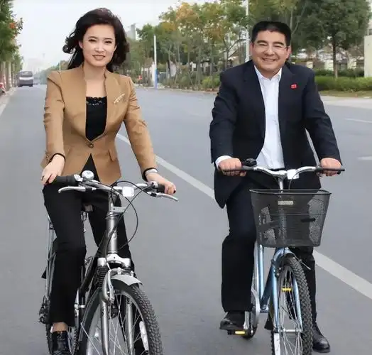 回顾央视桑晨:21岁加入央视,低调工作28年零绯闻,老公身份成谜