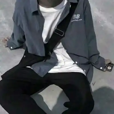 高清帅气的男生部位优质头像半身图片