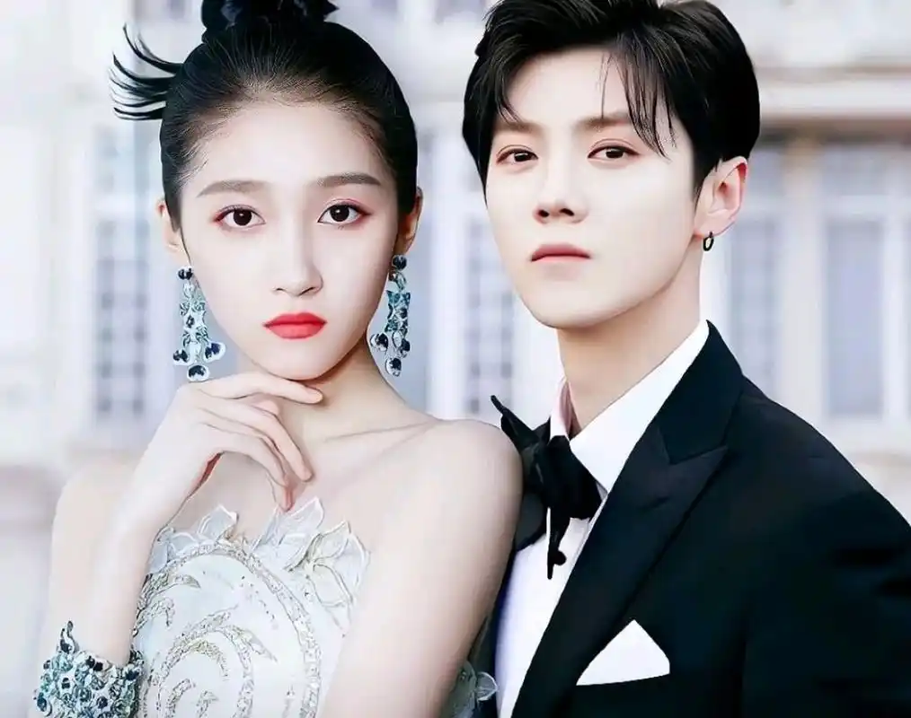 关晓彤毫不犹豫的回答"都摆在那了"!然后笑的非常开心.