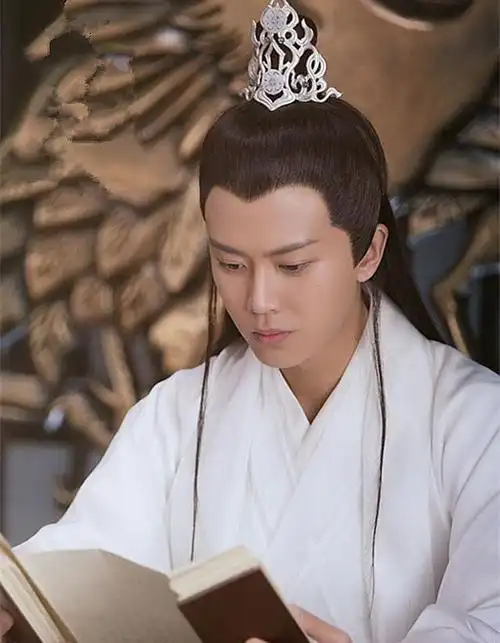 古装白衣最帅的男艺人,任嘉伦罗云熙上榜,有你男神吗