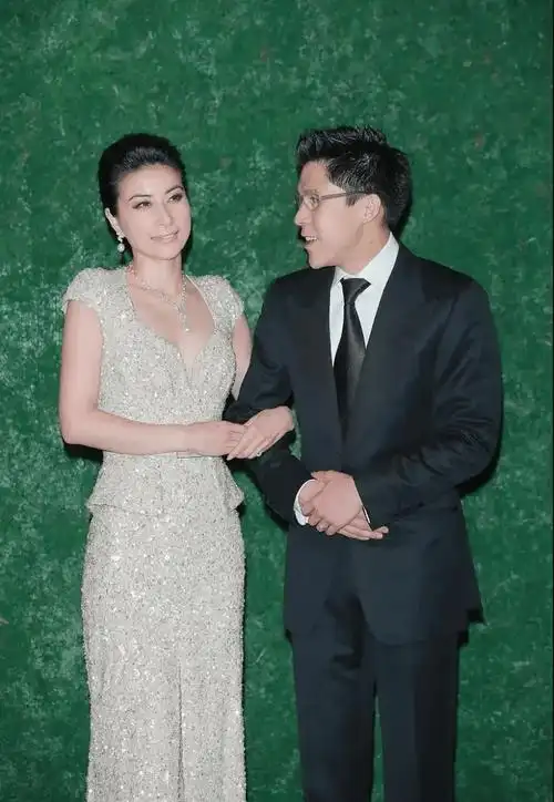 备战巴黎奥运,进军时尚圈?结婚12年后,郭晶晶连面相都变了