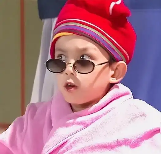 每次进行吊威亚或踩钢丝这类高难度动作时,他都毫无怨言地投入其中