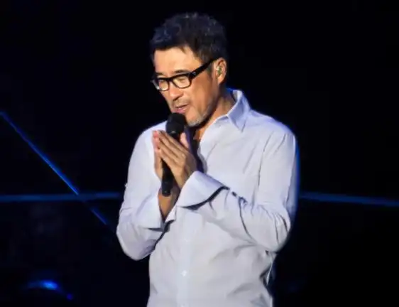 回顾李宗盛我的前半生用一句话概括那就是年近半百妻离子散