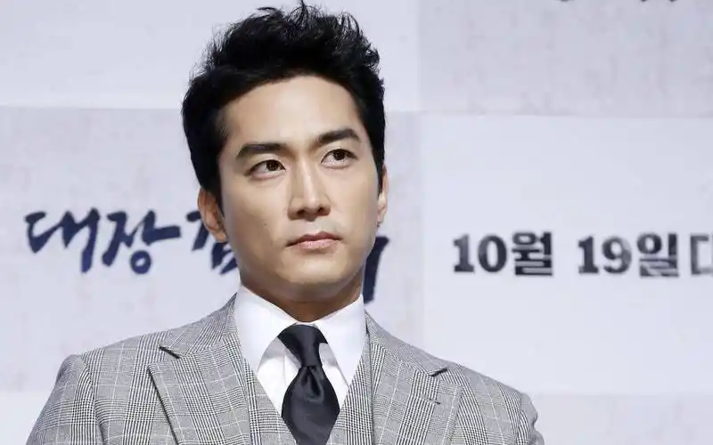 2022年10月,宋承宪与徐智慧合作主演mbc漫改爱情剧《一起吃晚餐吗》