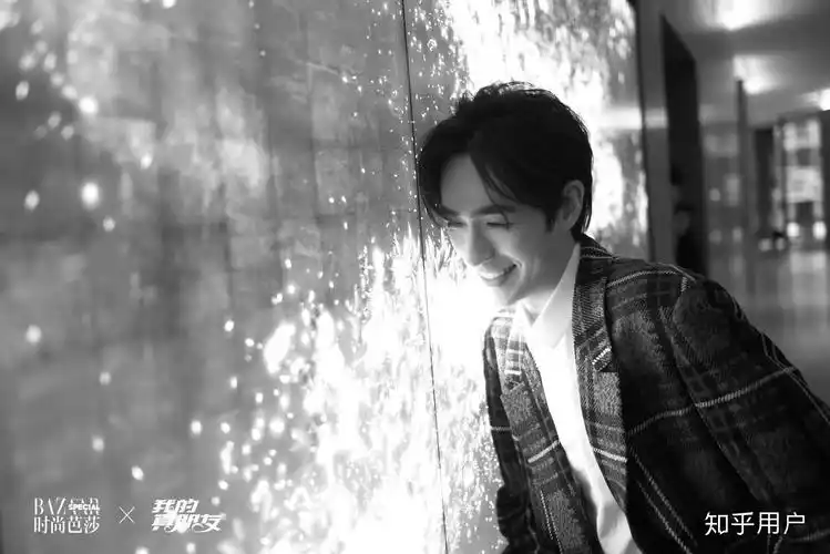 有没有全面屏的朱一龙的壁纸推荐