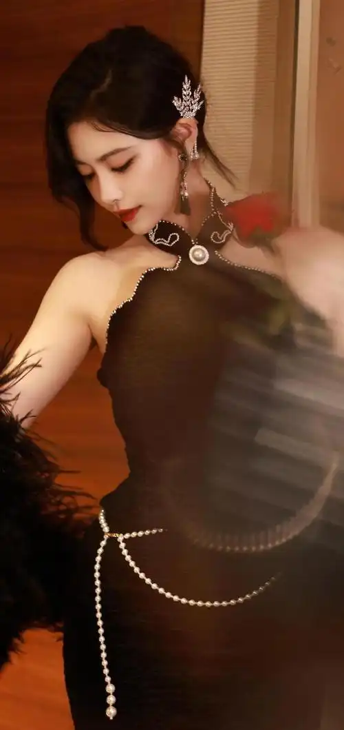 明星写真:许佳琪写真壁纸|演员|唱片|kiki|音乐专辑|社交平台_网易