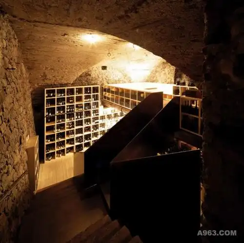 山西太原山体恒温地下酒窖说明