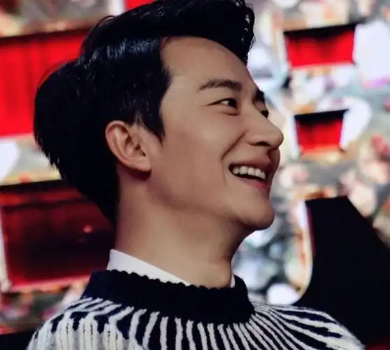 黄轩笑容天使笑起来就是这么好看