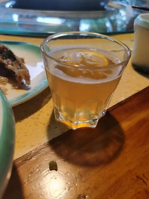 81一个人隔离好无聊啊也没有好吃的好玩的喝酒都没人陪也没有酒肴就