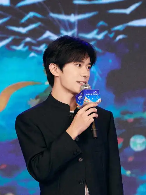 四字 易烊千玺 yyqx 四字弟弟