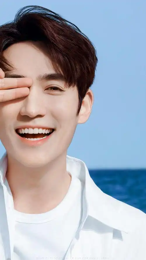 有没有觉得看看朱一龙什么不开心都不见了