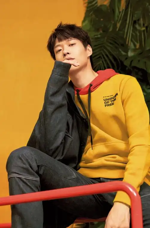 魏大勋图片 魏大勋帅气写真大片