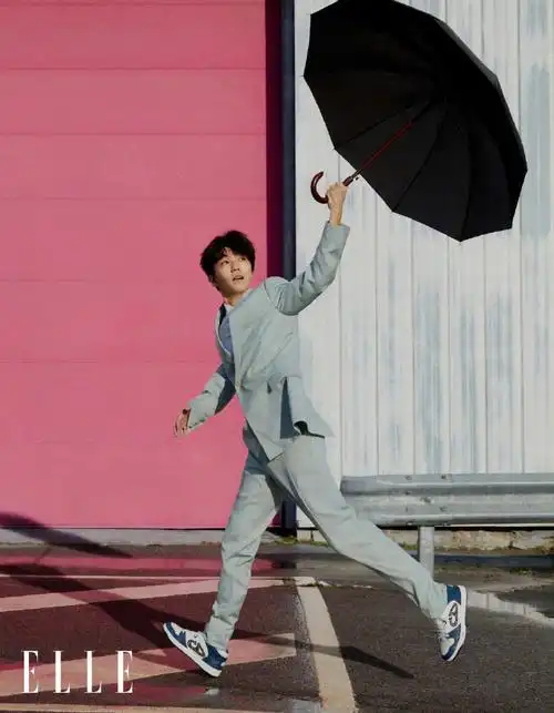 王俊凯elle四月刊封面