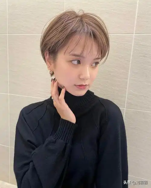 短发八字刘海发型怎么剪(2023女发怎么剪?看看这13款,让人美的忘不了)