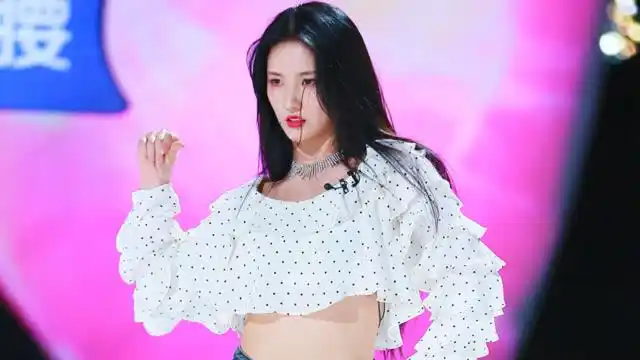 【纯享】刘些宁舞蹈《swish swish(clean)》