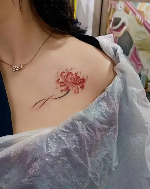 彼岸花纹身图片_肩部纹身图案