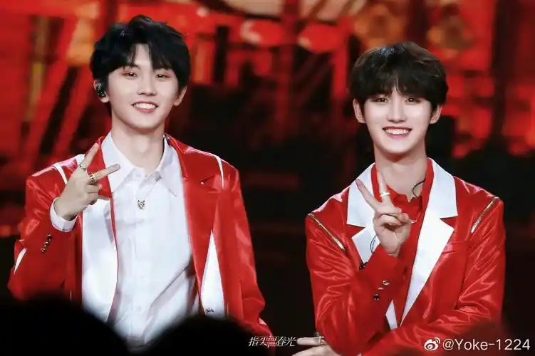 马嘉祺&丁程鑫230106