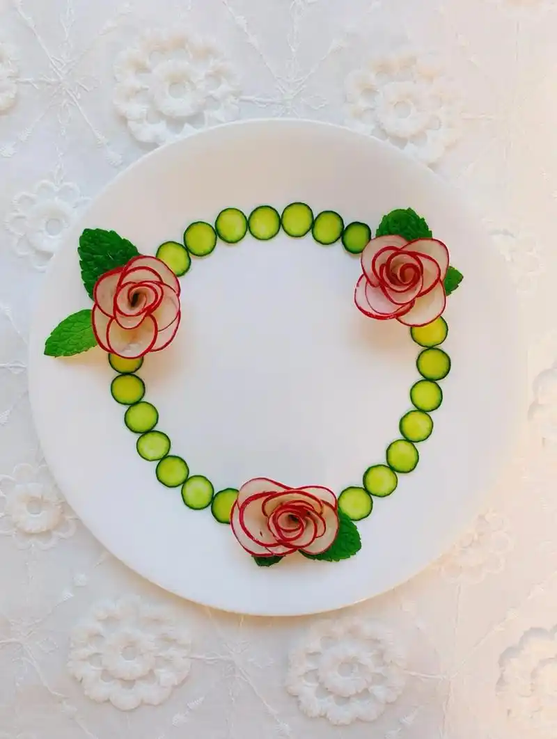 盘饰|家宴年夜饭黄瓜摆盘围边合集三～91 往前翻看都要具体操作步骤