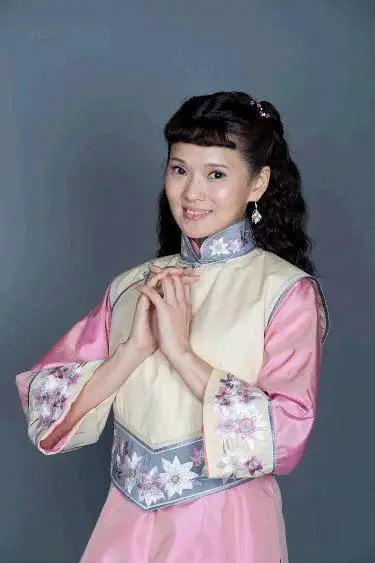 伊能静不惧姐弟配自信年龄阅历是优势