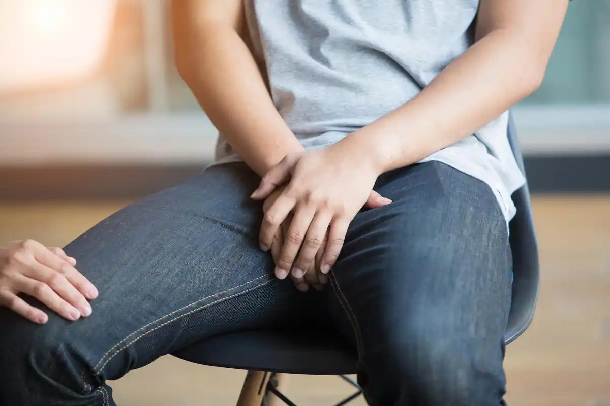 阴囊坠胀疼痛,有这五种常见证型  有的男性朋友反应,经常会感到腹部不