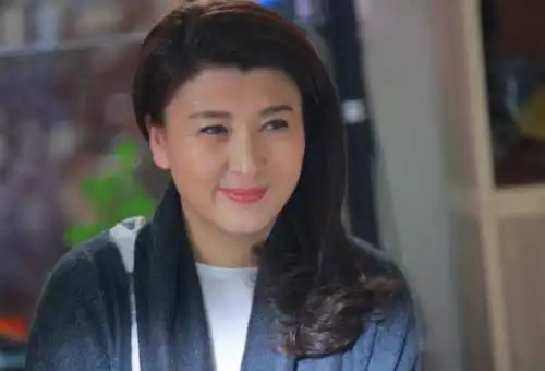 演员,丈夫很牛逼却"隐藏"了25年,今46岁气质依旧|闫学晶|林越|气质