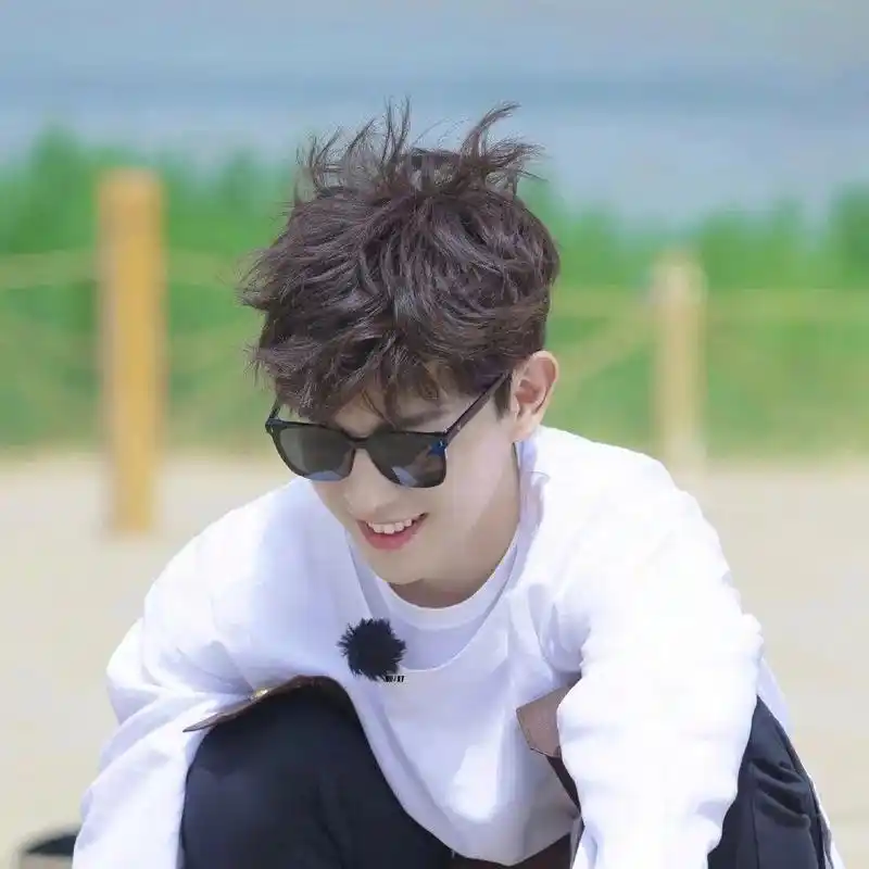 邓伦头像合集05 每一张大头照都可以当头像 太帅了98