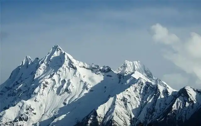 中国最美山峰:南迦巴瓦九峰高清组图