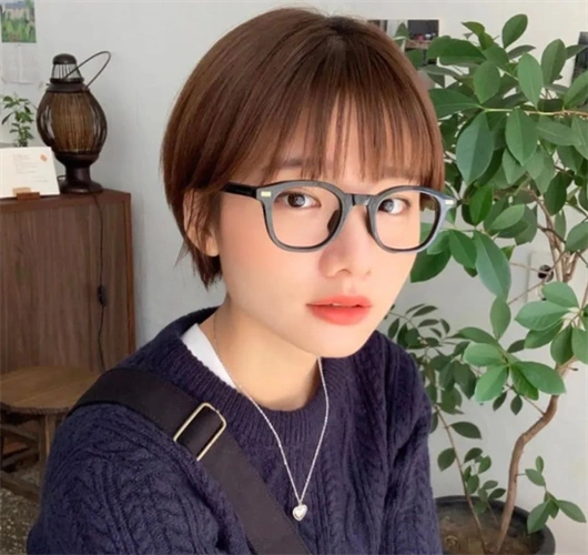 甜美自然的韩式短发,初恋少女感的发型,小脸,长脸剪这款一点儿也不