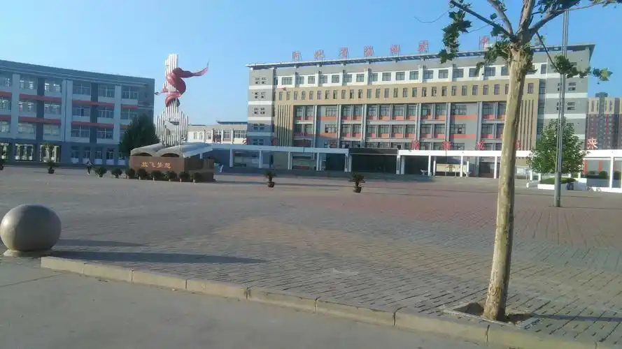 临西实验中学欢迎有理想的学生就读