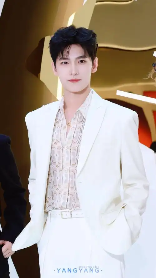 杨洋法国娇兰全球代言人##杨洋凡人修仙传