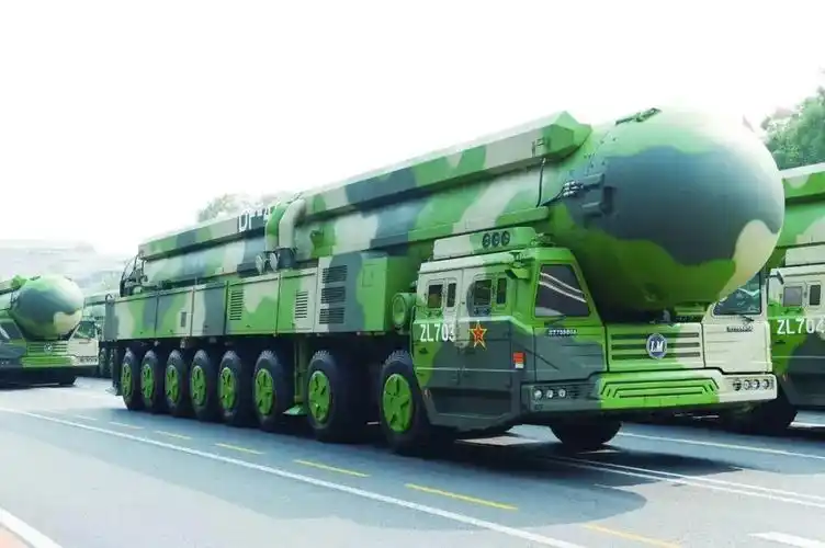 世界三大真理:白杨,东风,民兵![黑线]