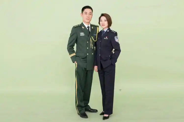 王雅洁得知后,毫不犹豫地来到石家庄与丈夫相聚