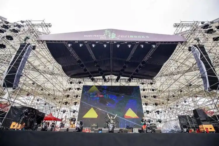 我家就在枣庄 难得有热浪音乐节(视频 图)