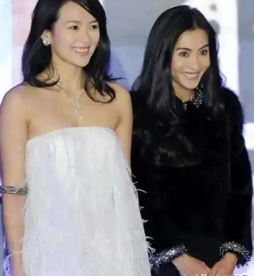 当43岁张柏芝和29岁颜人中站在一起我才彻底明白什么是顶级骨相