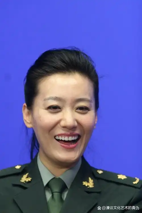 对歌手谭晶的看法