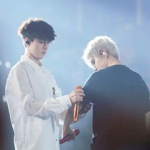 吴世勋,勋白,边伯贤勋白情头 勋白