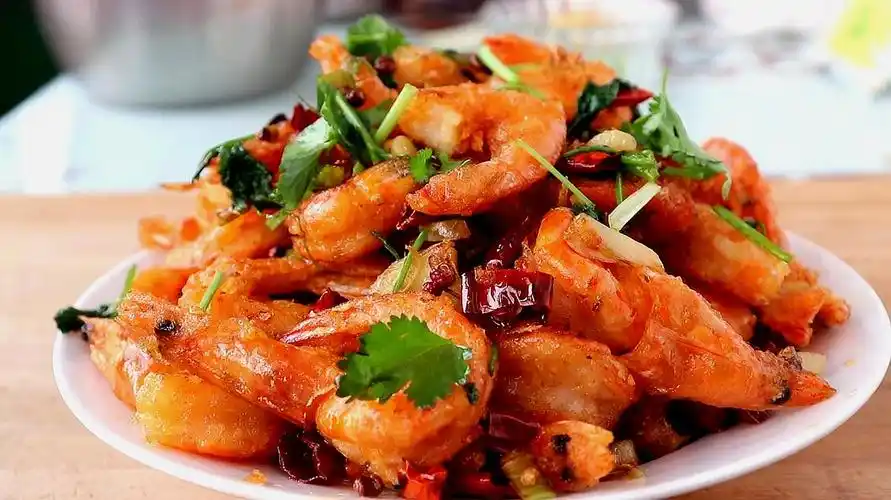 难怪饭店厨师做的香辣虾那么好吃,原来诀窍这么简单,2分钟学会