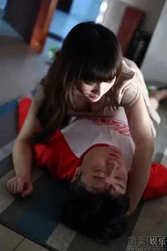 柳岩微电影灰机灰机合作肖央大尺度剧照曝光