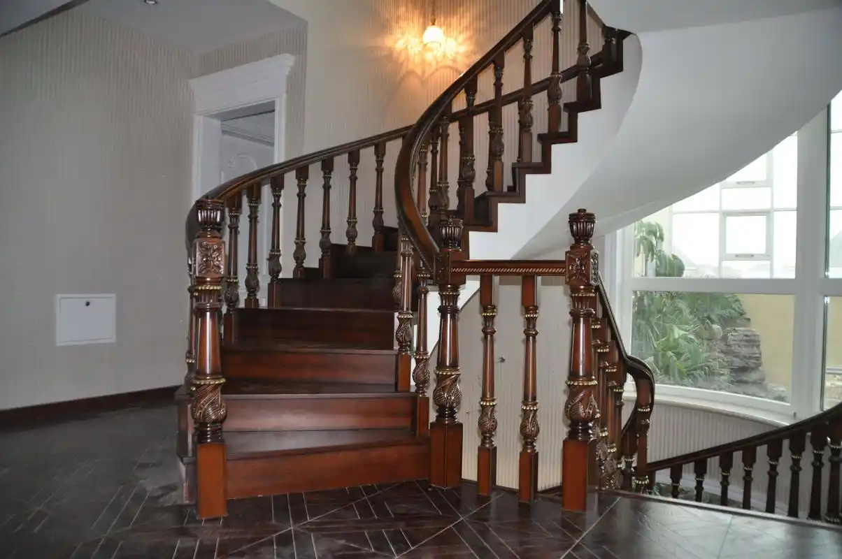 实木楼梯价格_实木楼梯定制价格_北京实木复式楼梯_复式实木楼梯定制