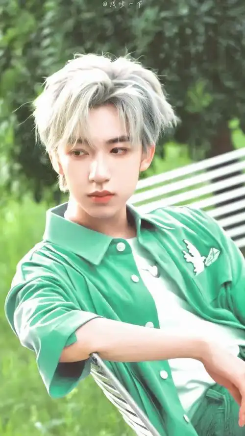 贺峻霖 私生翻包