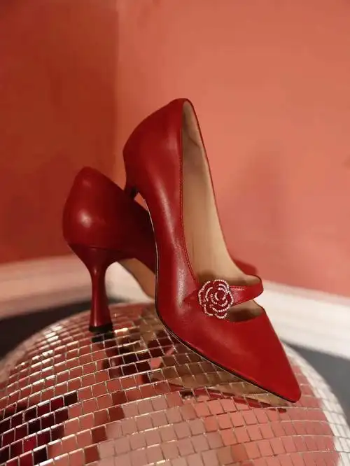 婚鞋女王范红色气场高跟鞋分享