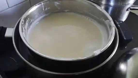 不糊锅,不扑锅的香浓豆浆与软嫩豆腐花的做法 步骤7