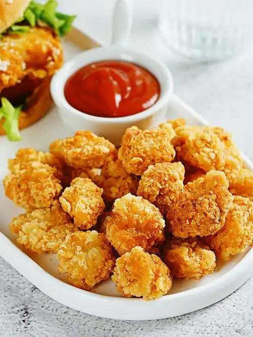 盐酥鸡米花鸡肉丸鸡排冷冻家庭油炸小吃半品鸡肉丸