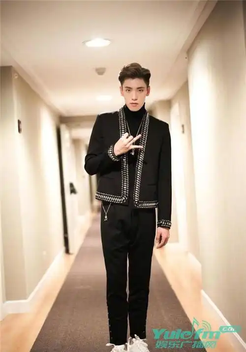 王子异无意中成为"月老",粉丝相亲成功