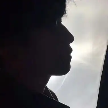 侧脸头像男生高冷霸气高清好看的男生头像冷酷帅气侧脸真人图片