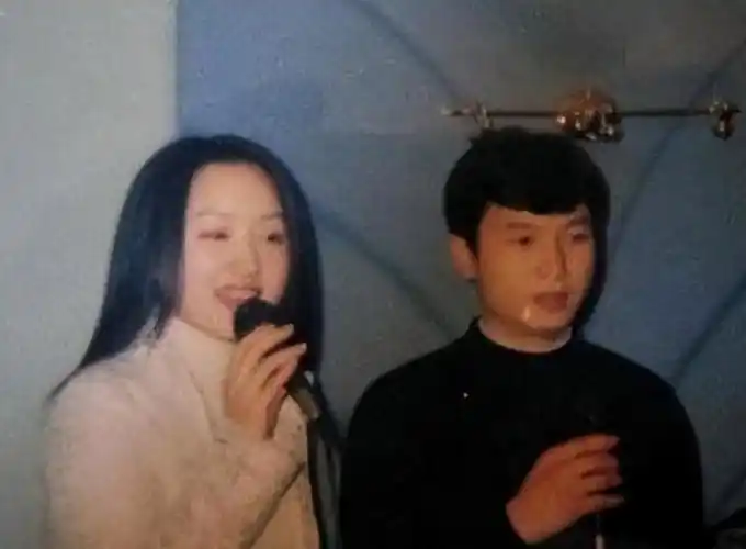 杨钰莹前任赖文峰近况大揭秘娶小23岁年轻娇妻颜值惊艳众人